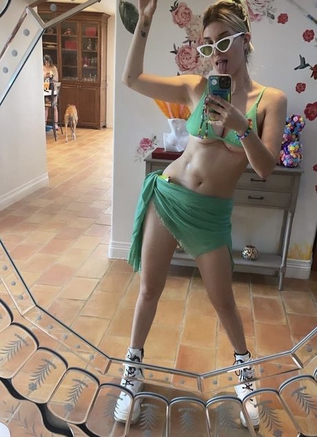 Dani Thorne ポルノスター ヌード 写真