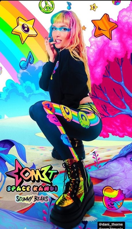 Dani Thorne かわいいモデル 写真