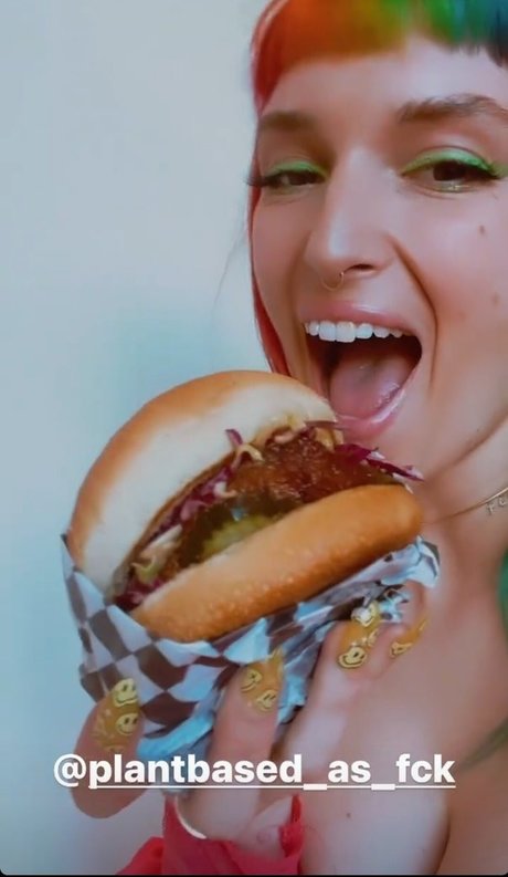 Dani Thorne ホットなモデル 写真