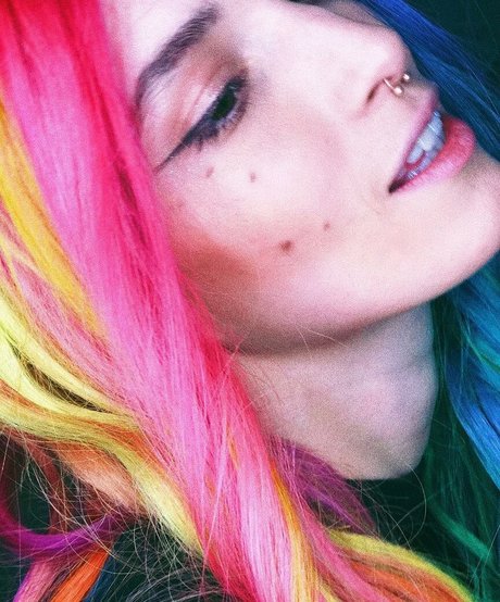 Dani Thorne ポルノスター 画像