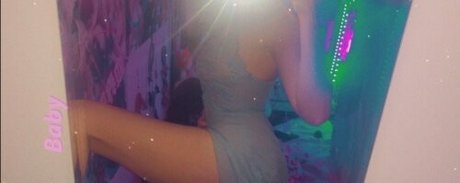 パタヤ レディーボーイ OnlyFans パーフェクト 写真
