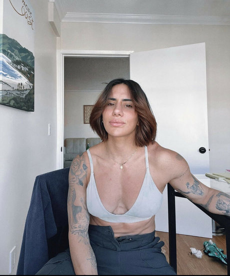 Stefi Cohen セクシーモデル 写真