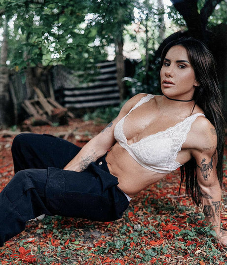 Stefi Cohen スター ヌード 画像