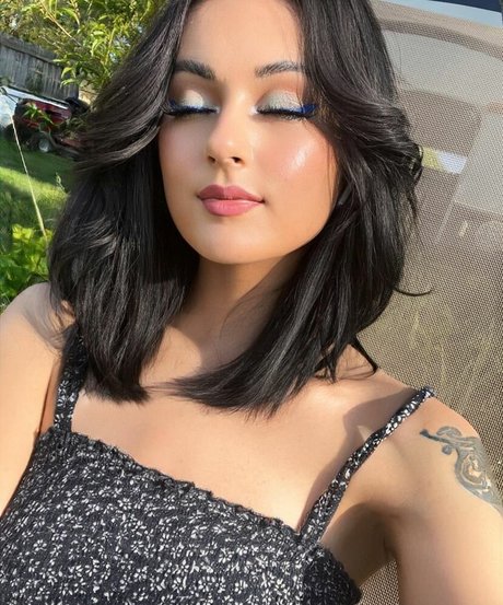 Kayybee 美しい女優 写真