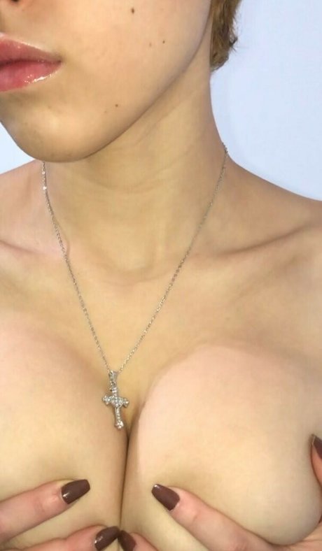 admchi かわいいポルノスター 写真
