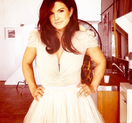 Gina Carano アート女優 写真