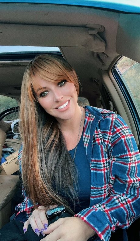 tarynthomas top profile image