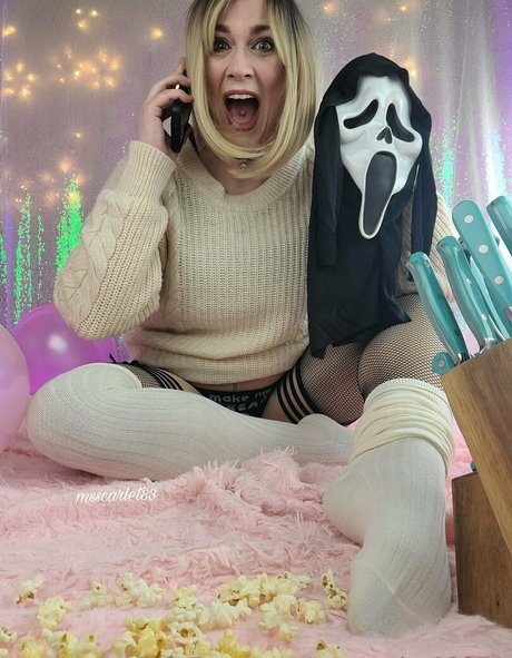 msscarlet83free ヌードモデル 写真