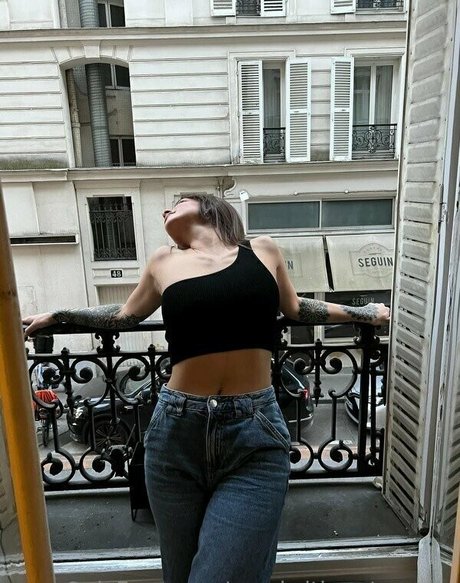 goodwithmytongue ヌードのポルノスター 写真