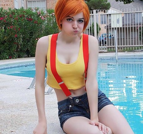 Ginny Di ポルノスター 独占 画像