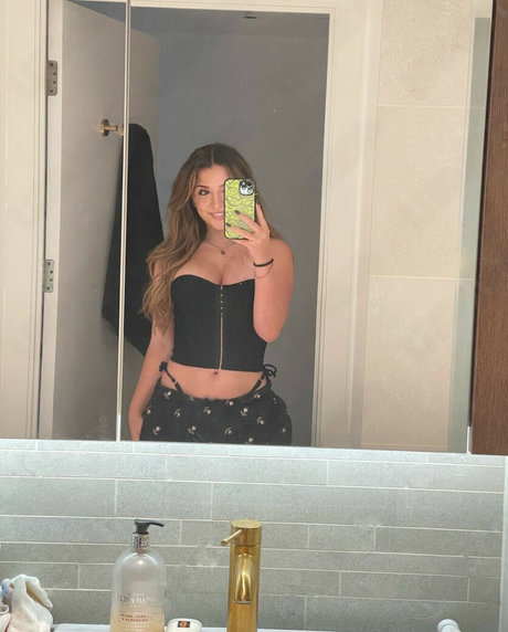 女性に人気のOnlyFans ポルノ 写真