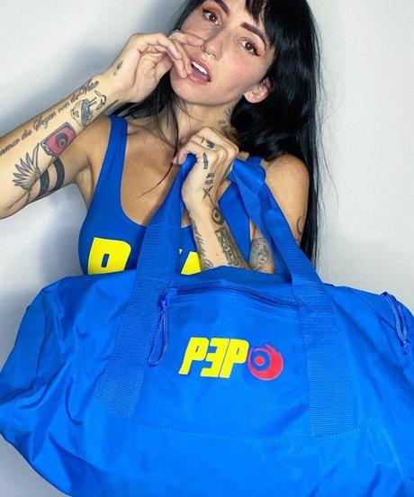 Lights Poxleitner ポルノスター セックス 写真