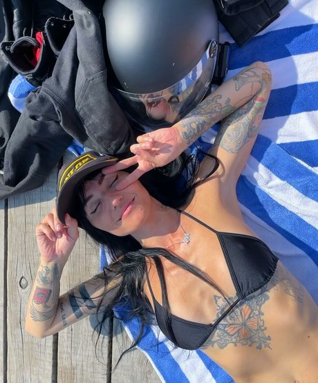 Lights Poxleitner ポルノ女優 写真