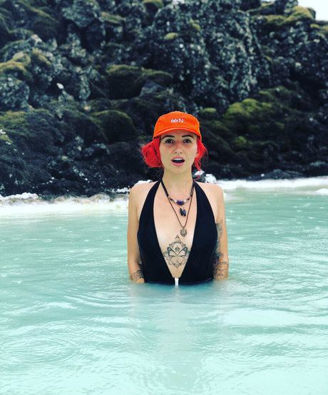 女王様オンリーファンズ セクシー 写真