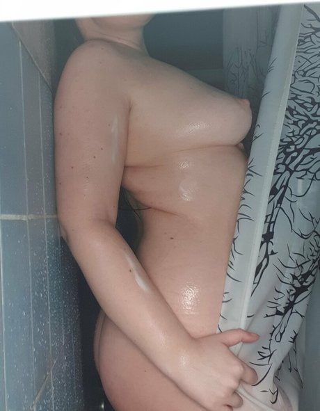 プッシータトゥーOnlyFans ホット裸 ギャラリー