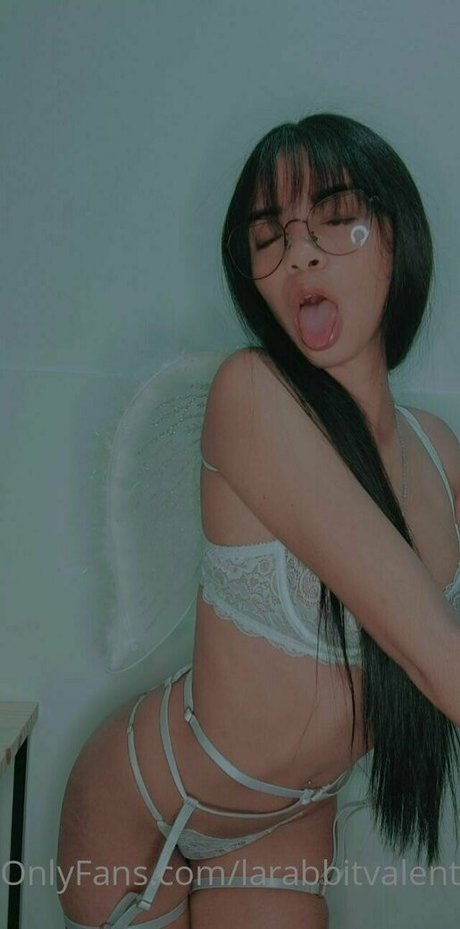 larabbitvalentinaof 素敵なモデル 画像