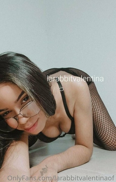 larabbitvalentinaof アダルト女優 写真