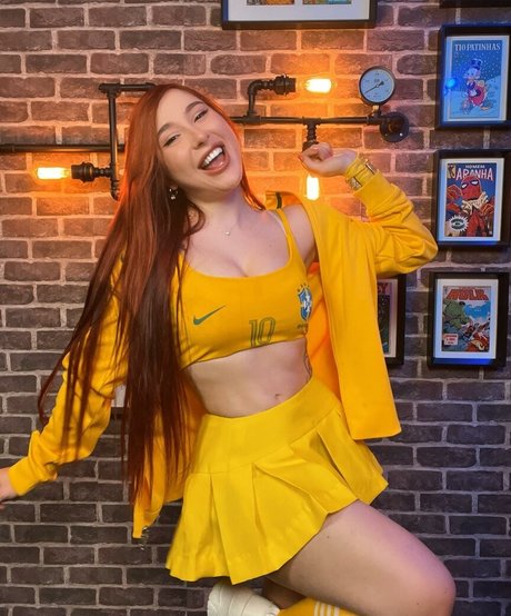 Diana Zambrozuski 裸の女優 写真