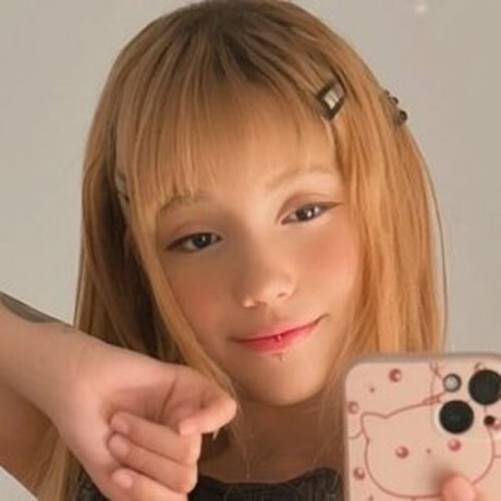 LoveLari 美しいスター アーカイブ