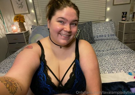 lavalampladyfree 独占モデル 写真