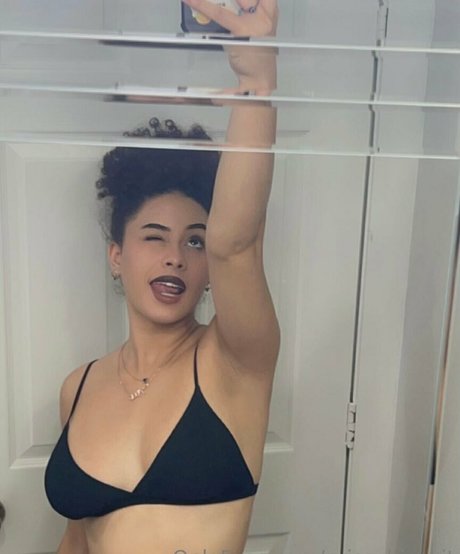 prissybiscuit 最高のスター 写真