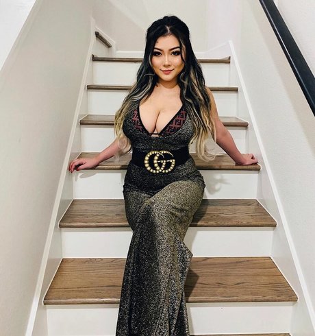 Vickibaybeee セックス女優 画像