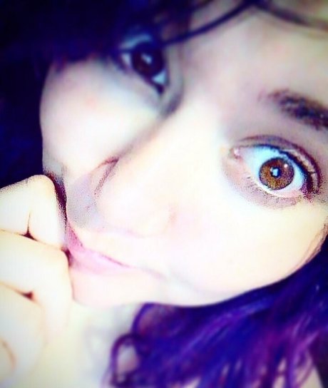 violetwitchy かわいいポルノスター 写真