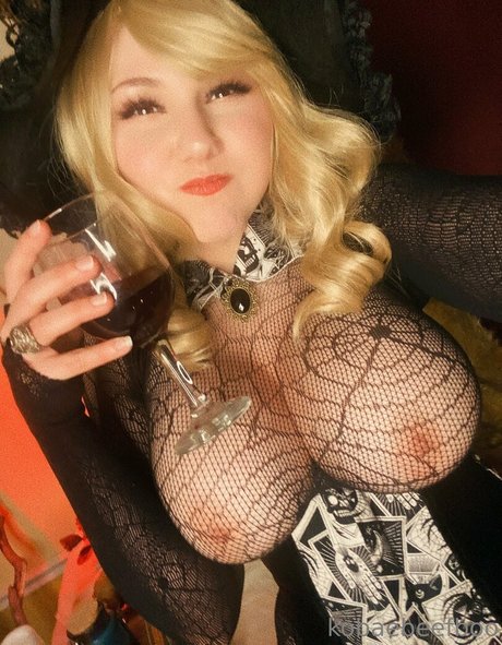 Kobaebeefboo 高品質女優 写真
