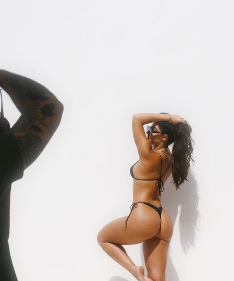 Gabriela Versiani ポルノスター セクシー 写真