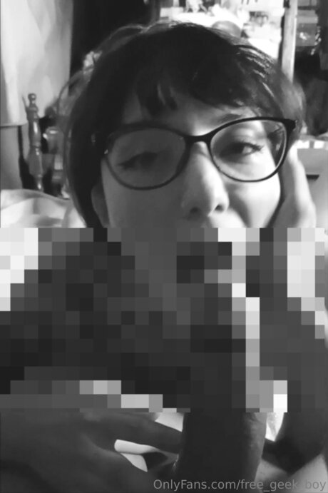 free geek boy ポルノスター 裸 アーカイブ
