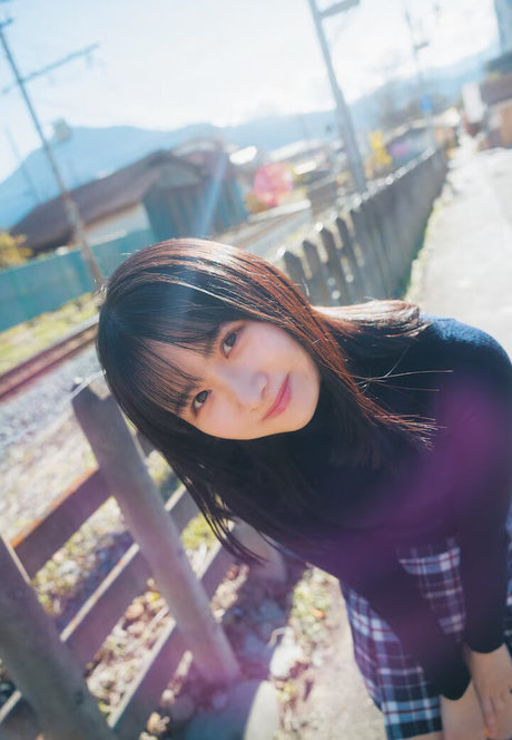 Kamimura Hinano XXXモデル 写真