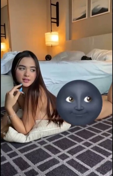 Letycia Soares 無料のスター 写真
