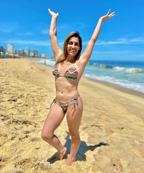 Daniele Hypolito ポルノモデル 写真
