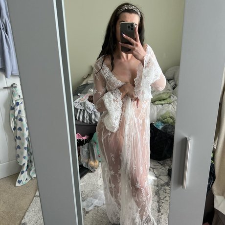 Diana Lapo HDスター 写真