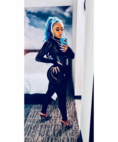 Kiera Hogan ポルノ女優 写真