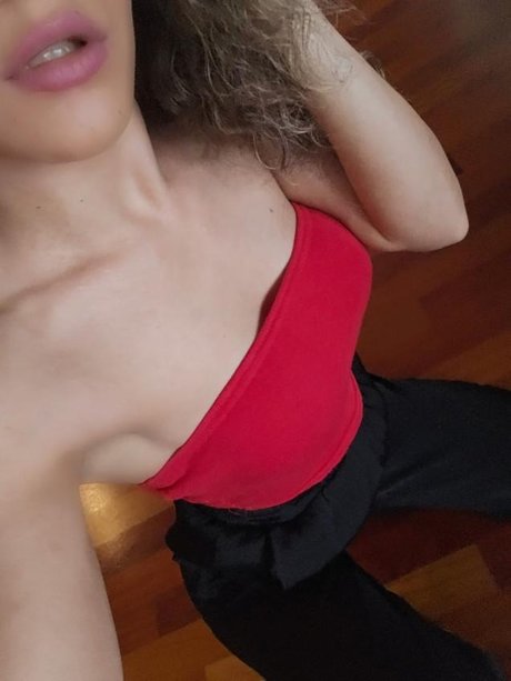 Leyla keyla ポルノモデル 写真