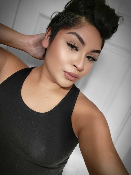 Lexi G 完璧なモデル 画像