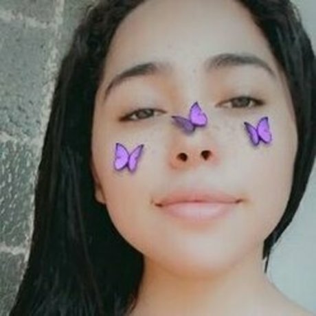 Lore valderrama ホットモデル 画像