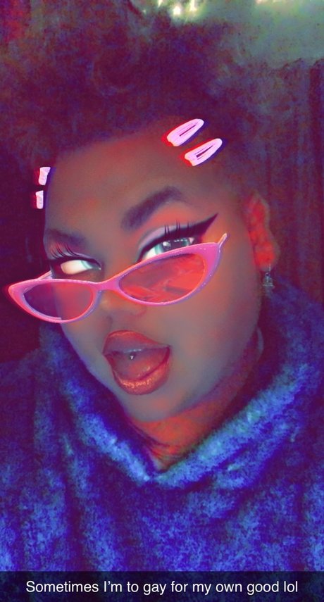 Lukey Mac 美しいポルノスター 写真