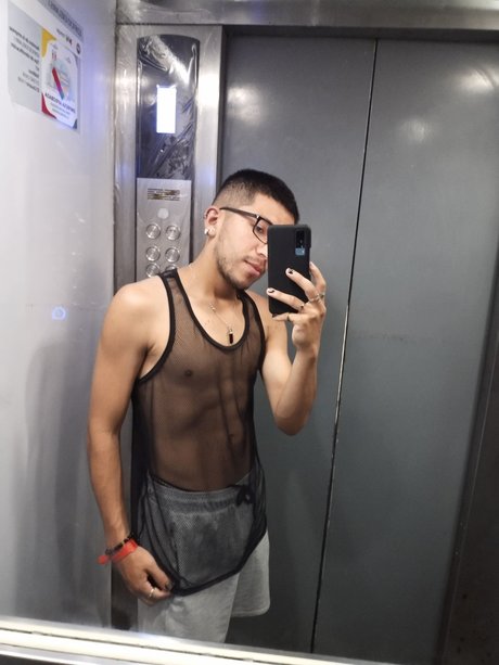 gabyrap96 gmail com エロティックなポルノスター 写真