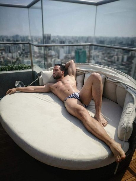 Luis Luces 素敵なスター 写真