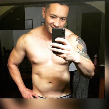 Luis jimenez ポルノスター 可愛い 写真