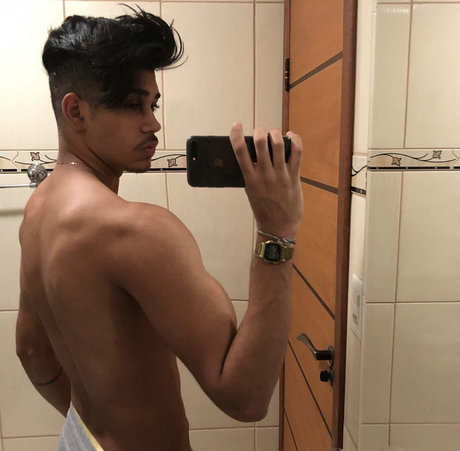 Matheus Gallis ポルノスター ギャラリー