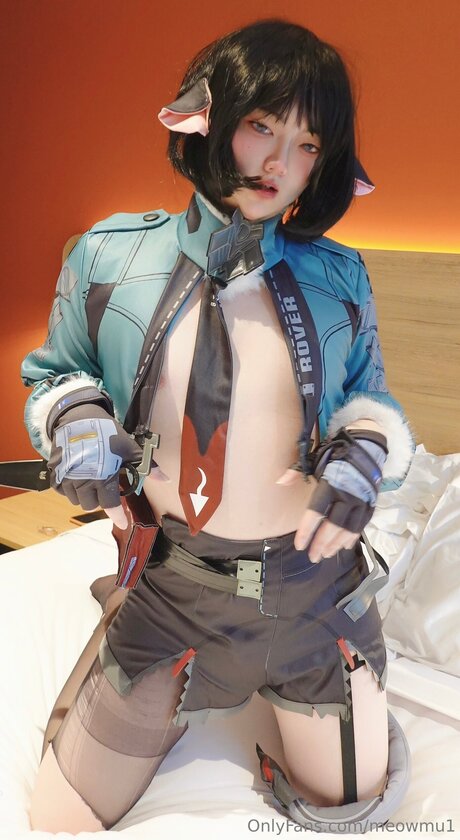 Ai SissyLunar 完璧なモデル 写真
