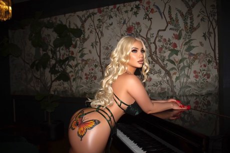 Mulani Butterfly VIP セックスモデル アーカイブ