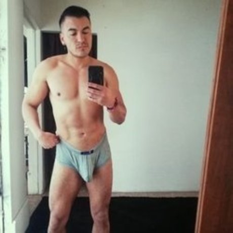 ngel Salas ポルノスター 写真