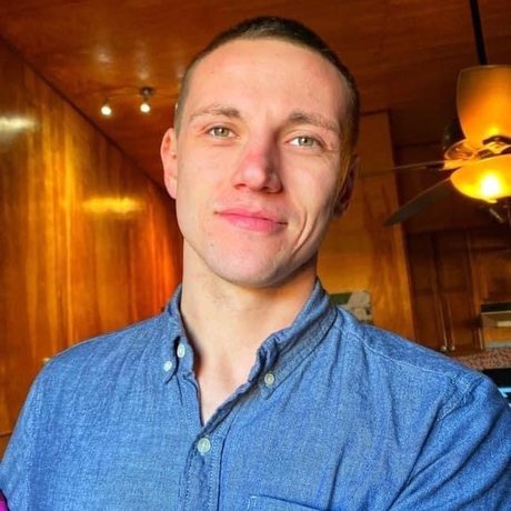 Nate The Diesel Mechanic ヌードのポルノスター 写真