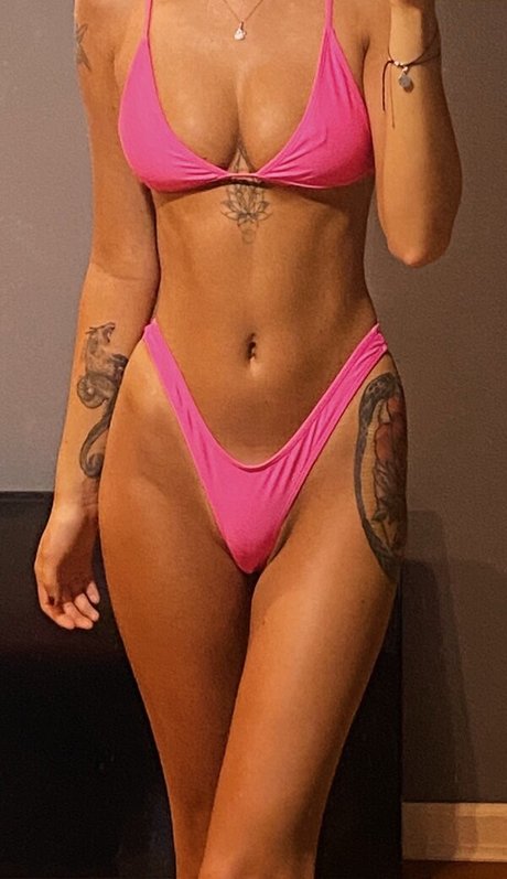 Urnotdreamingbaby エロティックなスター 写真