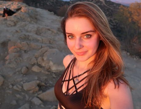 Loserfruit ヌードスター 画像