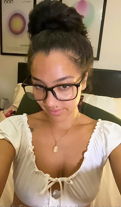 Keira Summers ポルノスター セクシー 写真